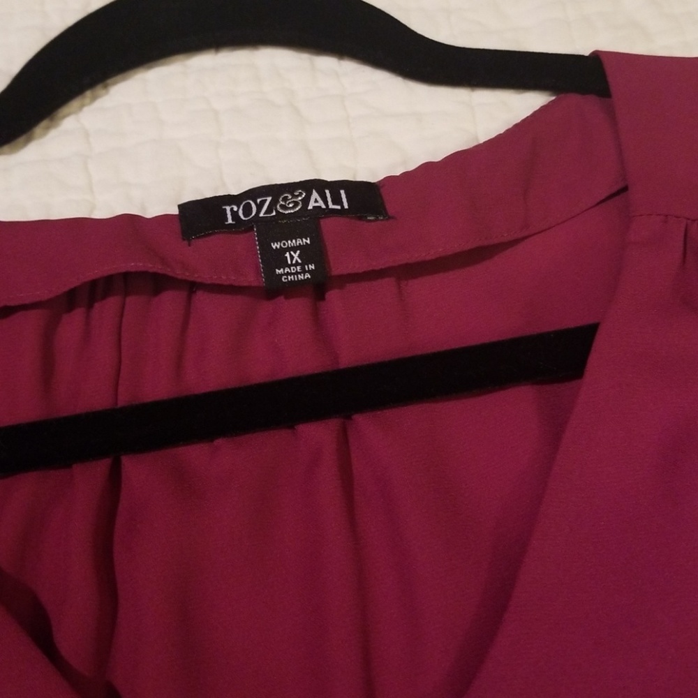 Dark mauve bell sleeve Roz & Ali top - Picture 2 of 7